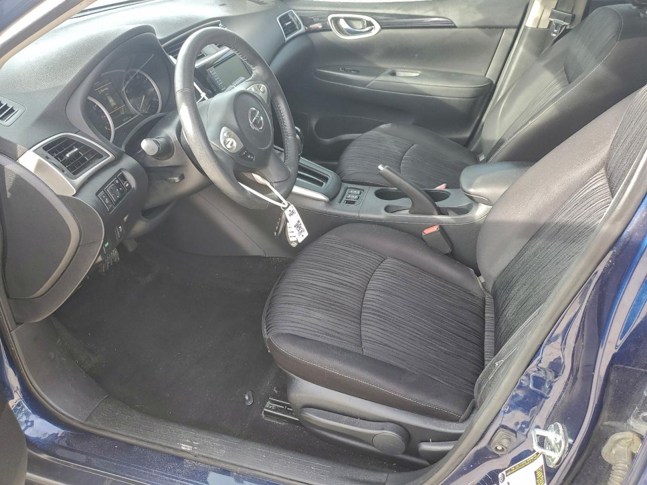 2019 NISSAN SENTRA S photo 7