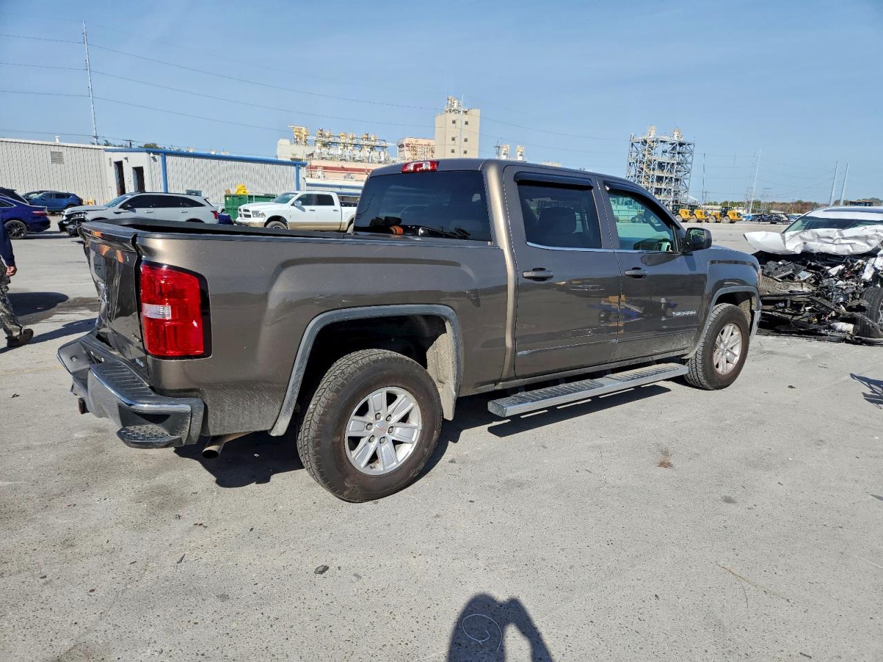 2015 GMC SIERRA C1500 SLE photo 3