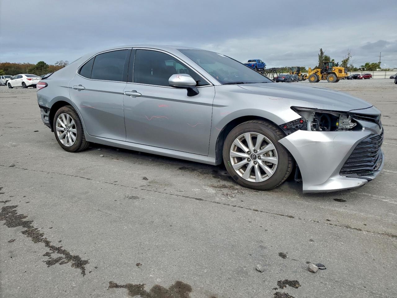2019 TOYOTA CAMRY L photo 4