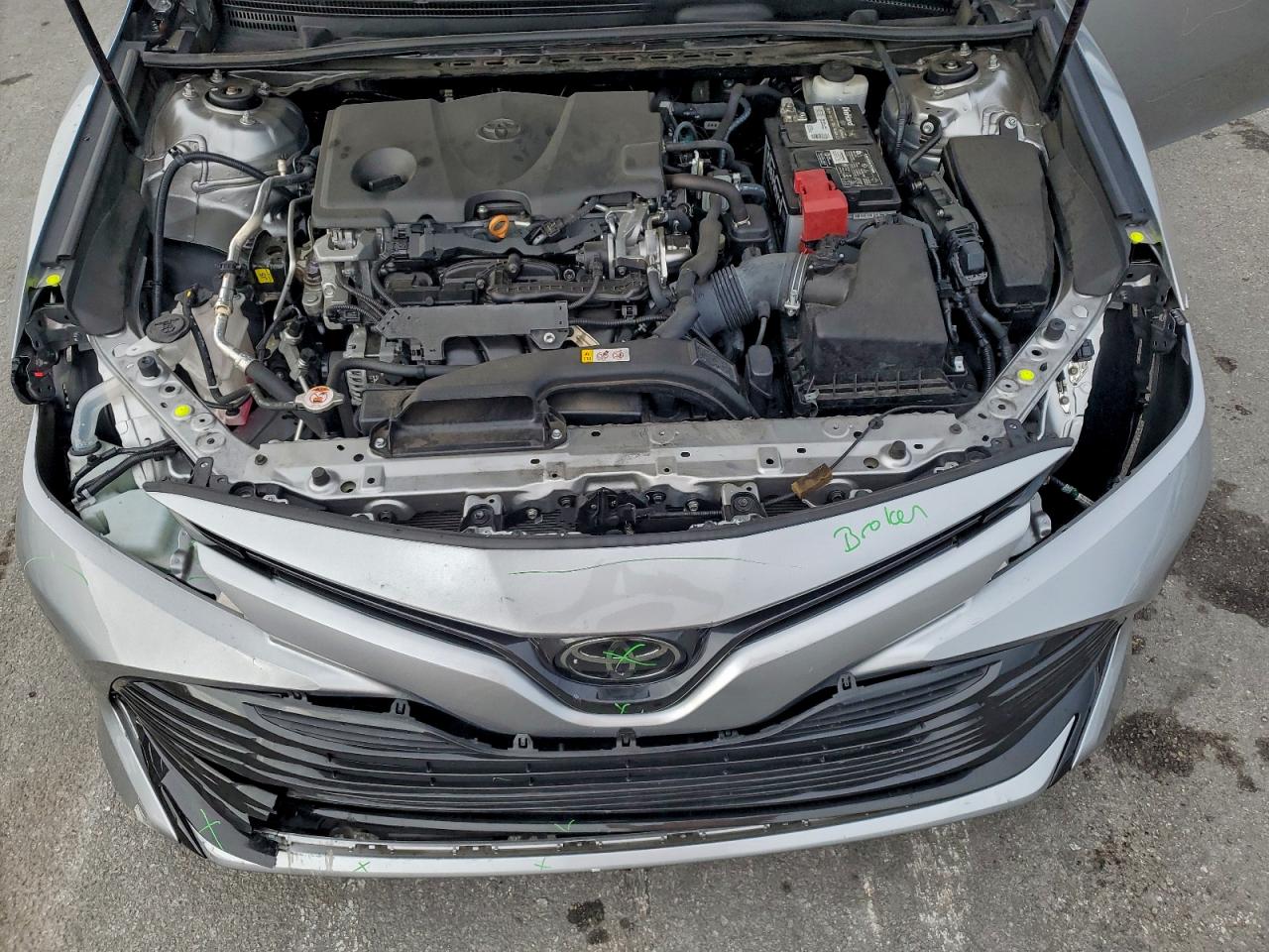 2019 TOYOTA CAMRY L photo 11
