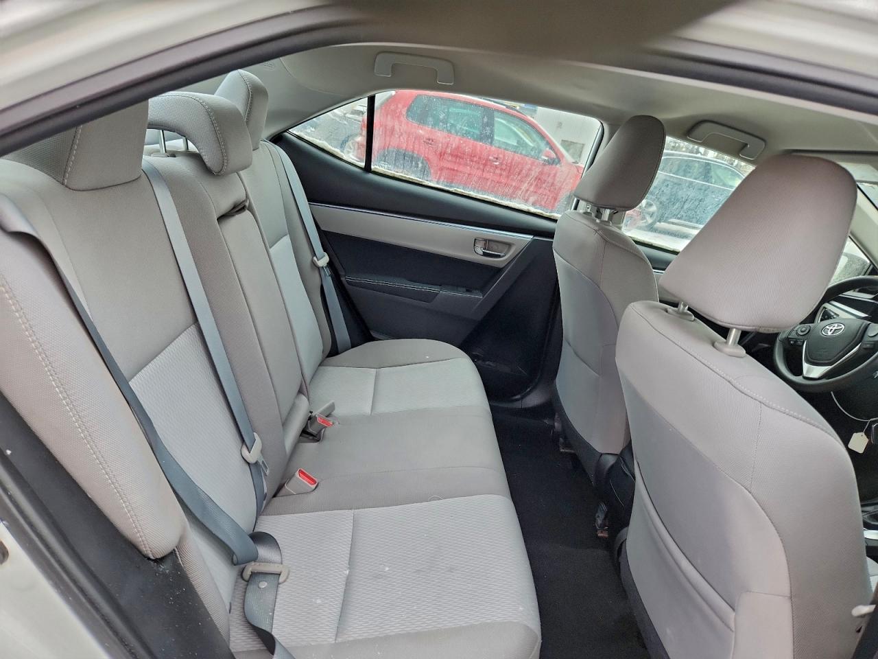 2016 TOYOTA COROLLA L photo 10