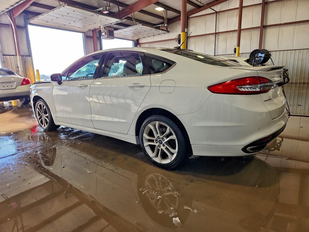 2017 FORD FUSION SE photo 3