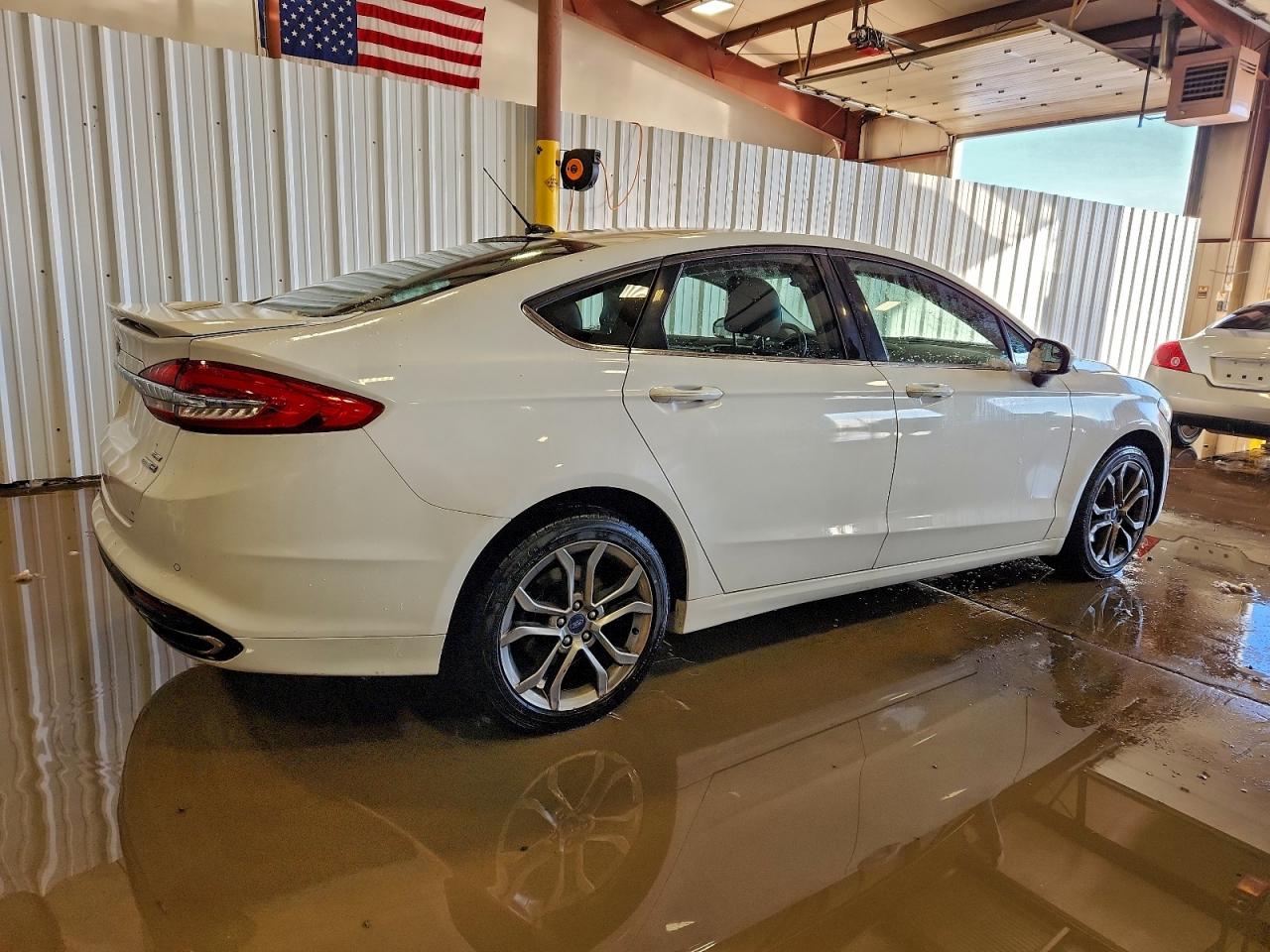 2017 FORD FUSION SE photo 5