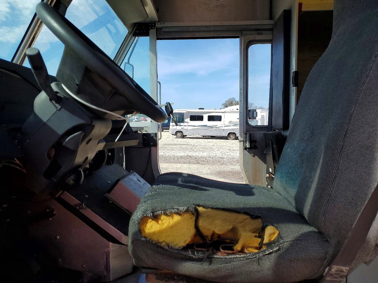 2021 FORD F59 DELIVERY TRUCK photo 7