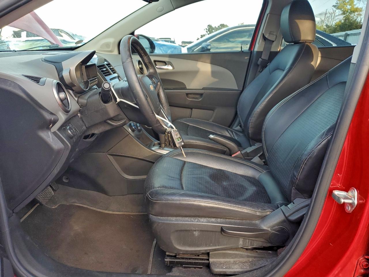 2014 CHEVROLET SONIC LTZ photo 7