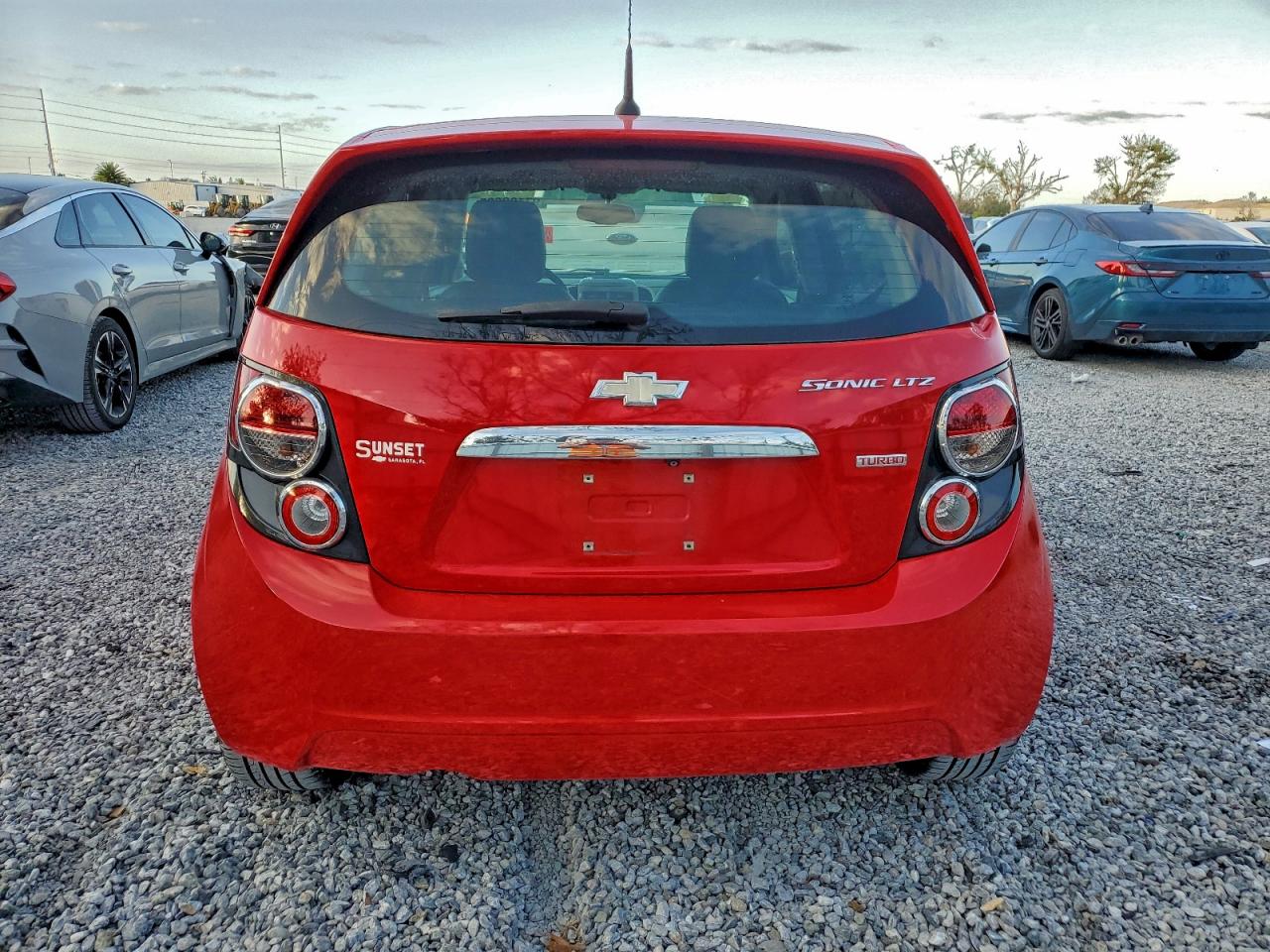 2014 CHEVROLET SONIC LTZ photo 6