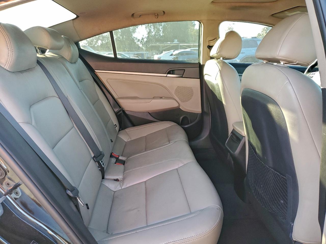 2018 HYUNDAI ELANTRA SEL photo 10