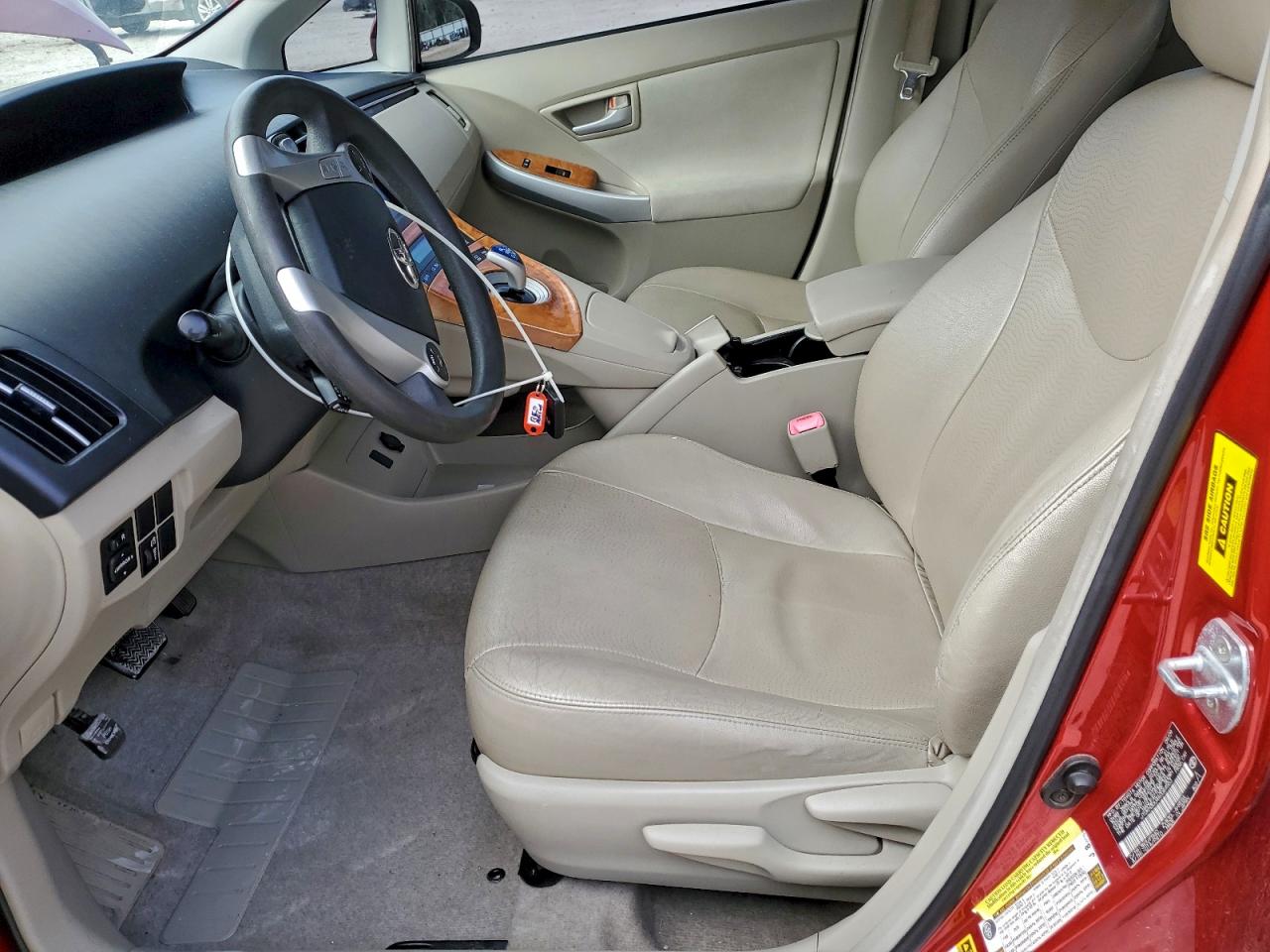 2010 TOYOTA PRIUS photo 7
