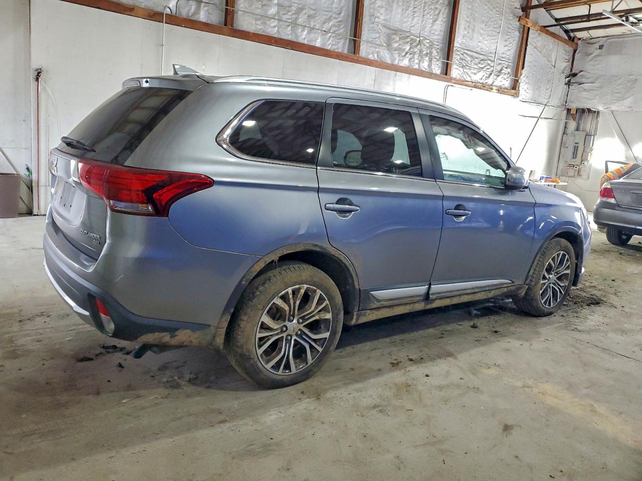 2018 MITSUBISHI OUTLANDER SE photo 3