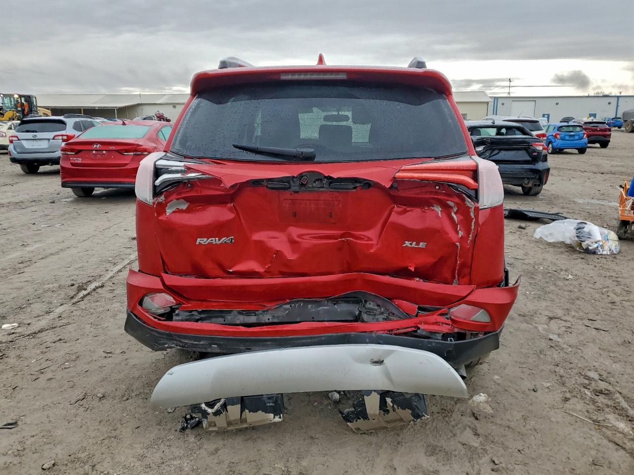 2016 TOYOTA RAV4 XLE photo 6