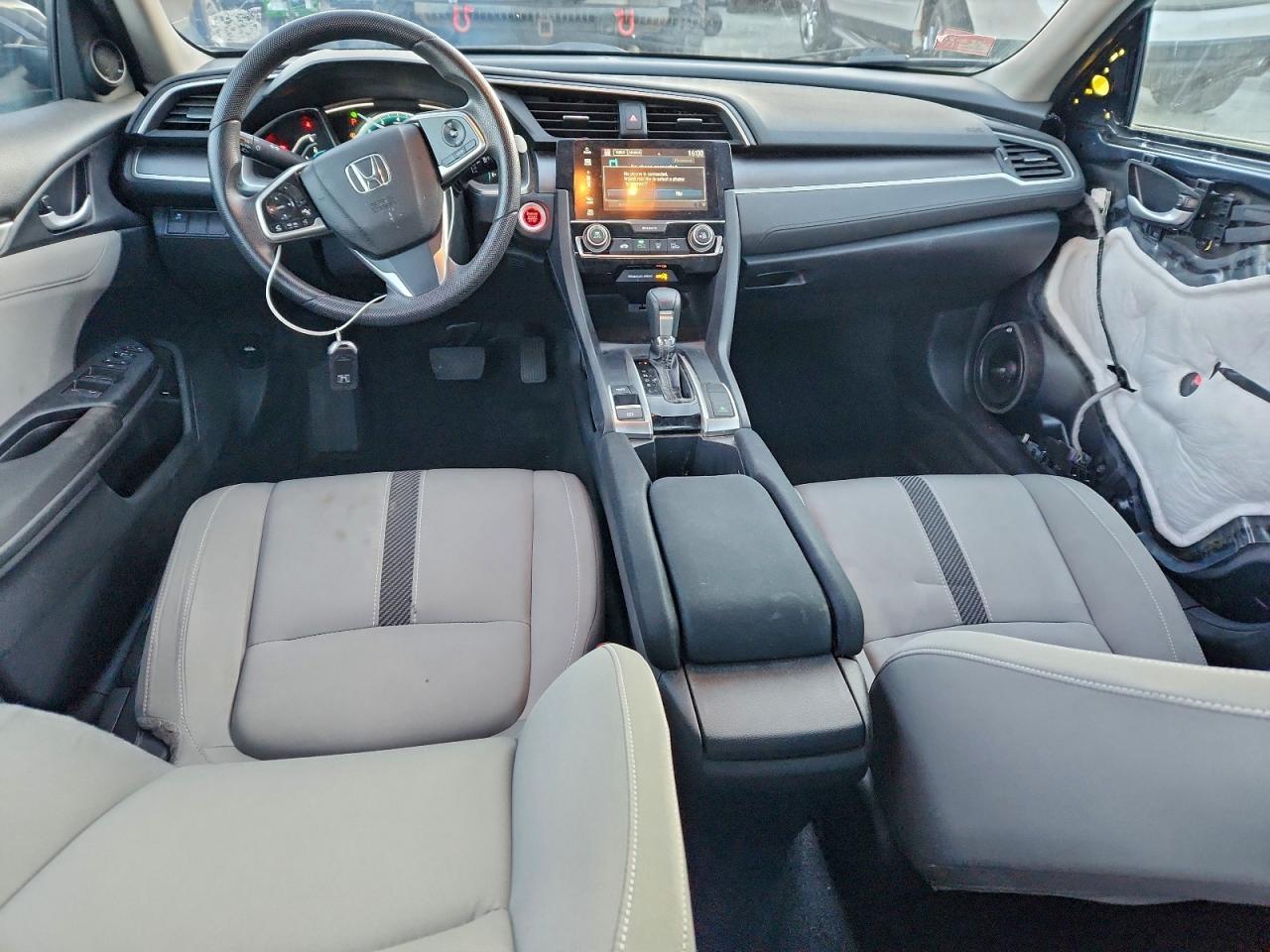 2017 HONDA CIVIC EX photo 8