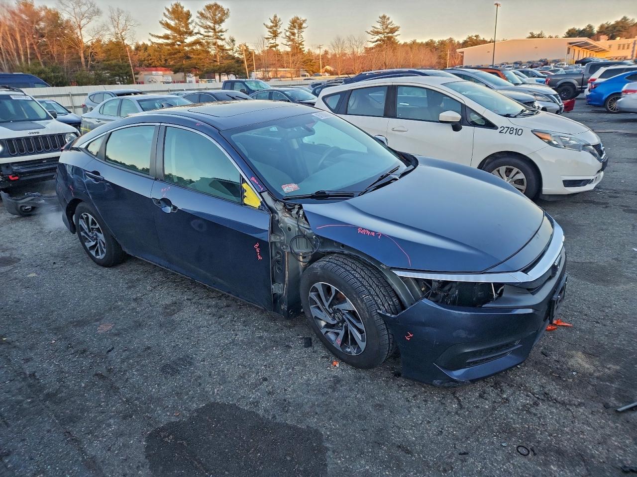 2017 HONDA CIVIC EX photo 4