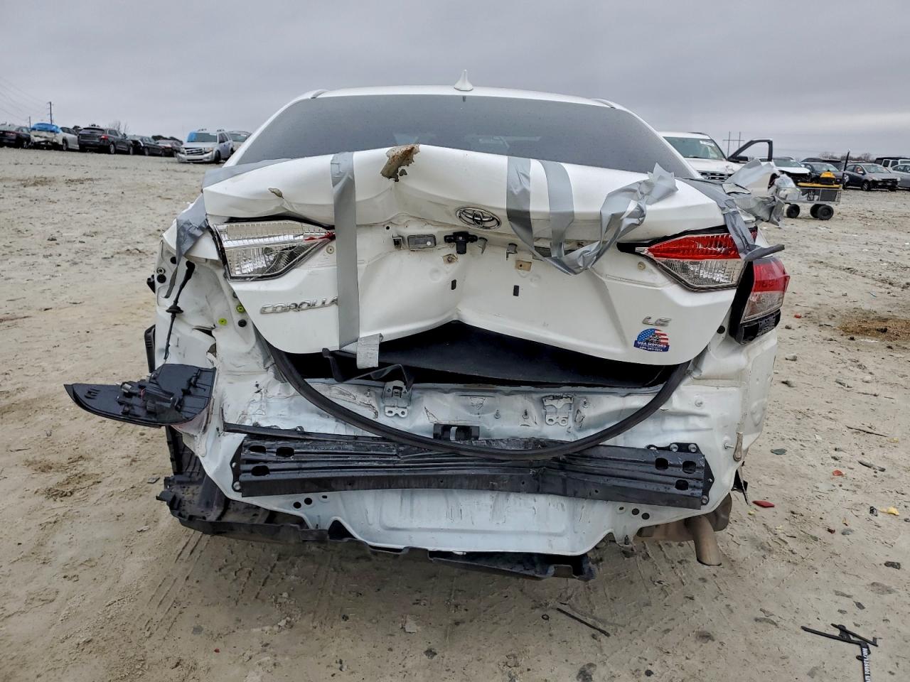 2021 TOYOTA COROLLA LE photo 6