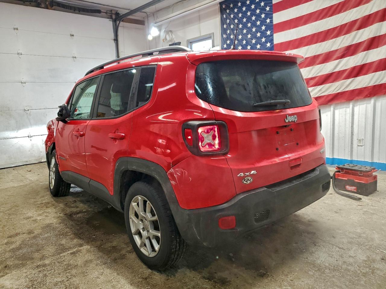 2019 JEEP RENEGADE LATITUDE photo 2