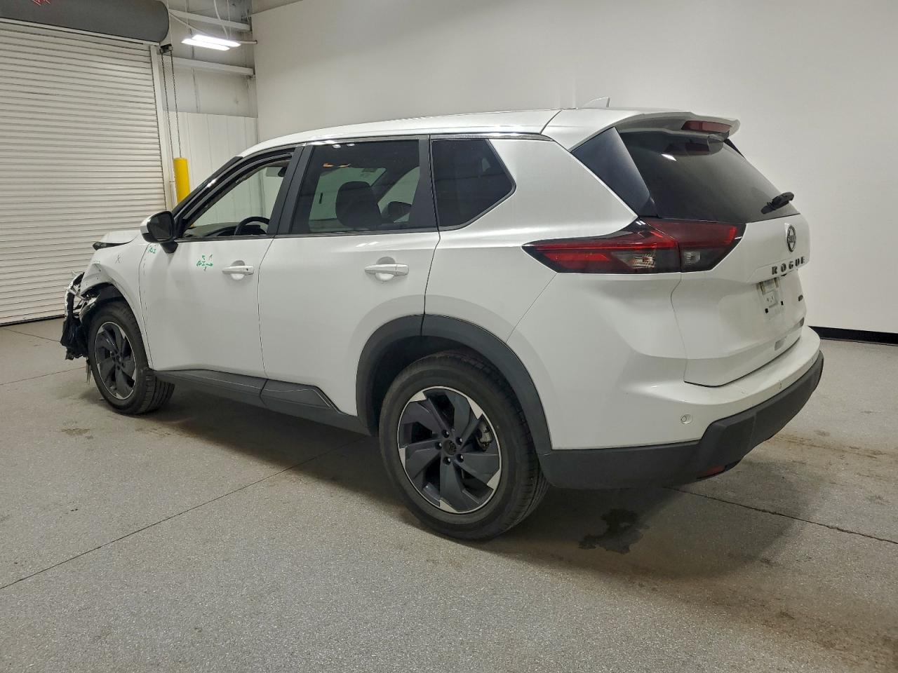 2025 NISSAN ROGUE SV photo 2
