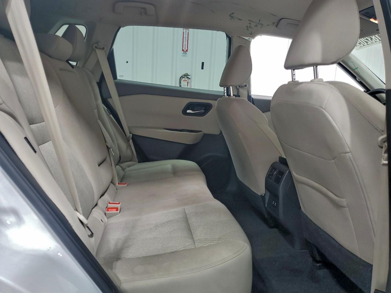 2025 NISSAN ROGUE SV photo 11