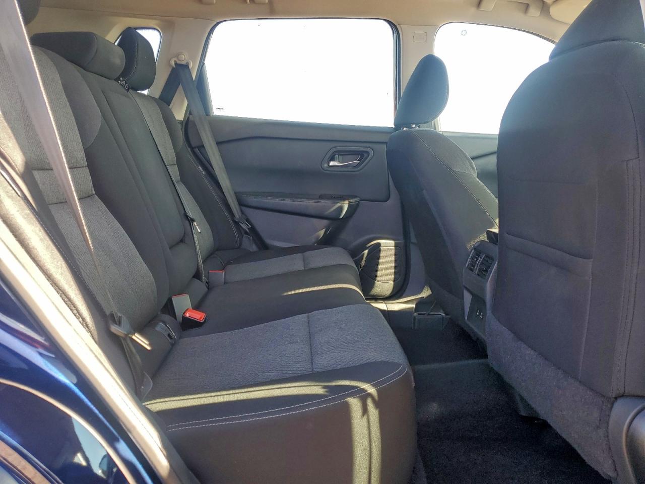 2025 NISSAN ROGUE SV photo 11