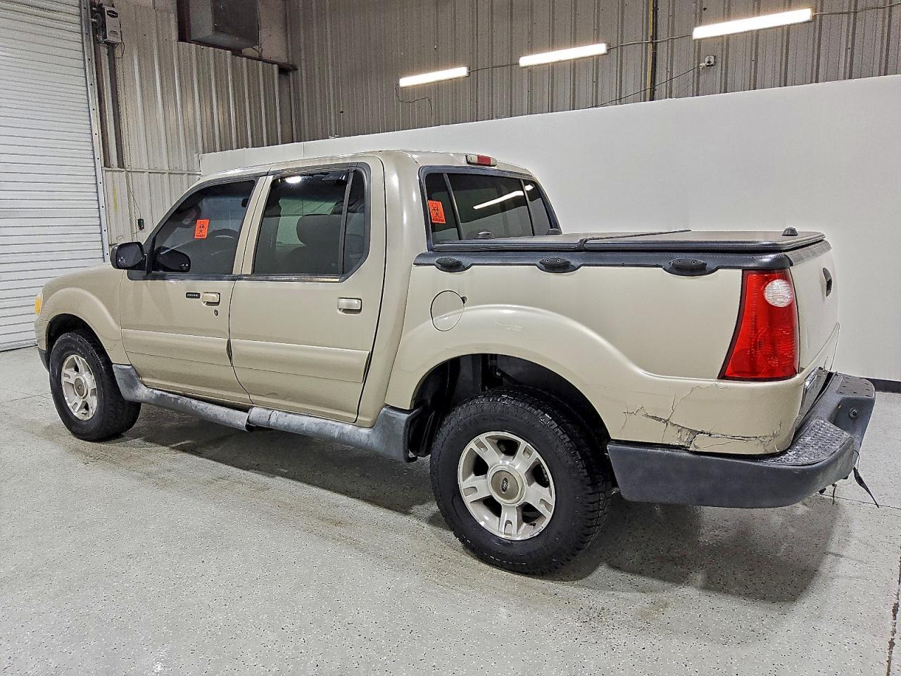 2004 FORD EXPLORER SPORT TRAC photo 2
