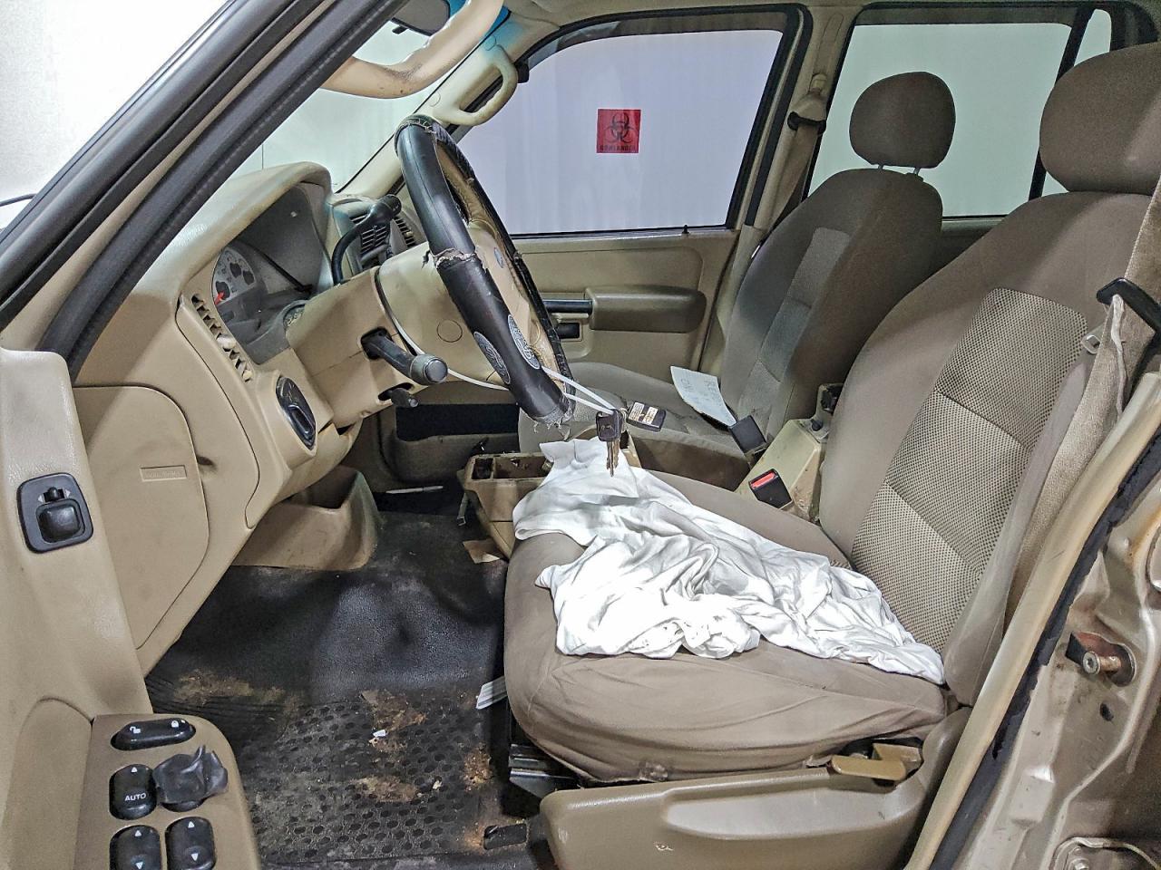 2004 FORD EXPLORER SPORT TRAC photo 7