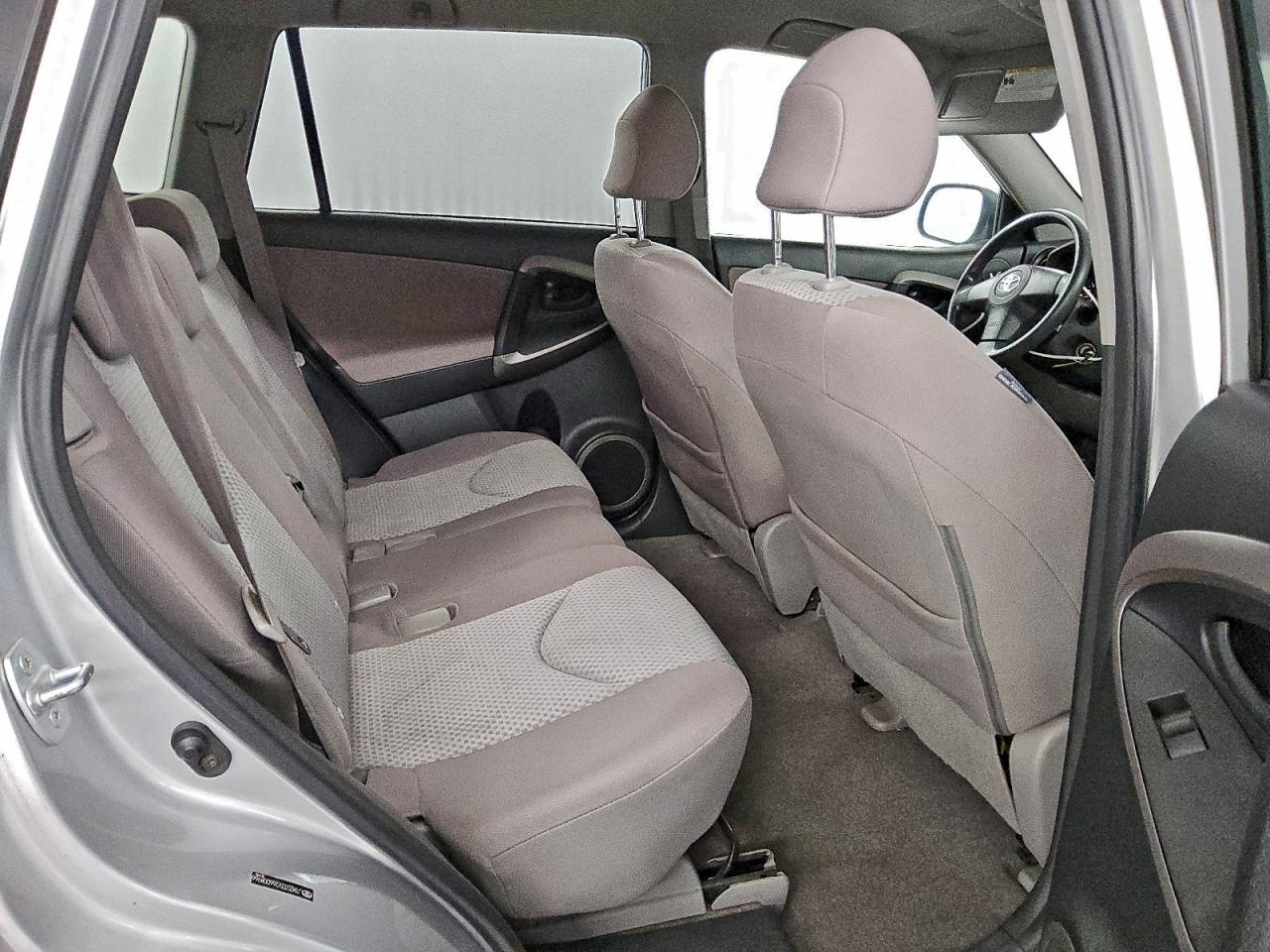 2006 TOYOTA RAV4 photo 11