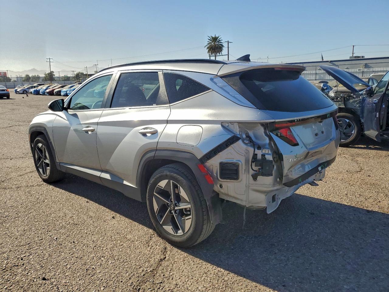 2025 HYUNDAI TUCSON SEL photo 2