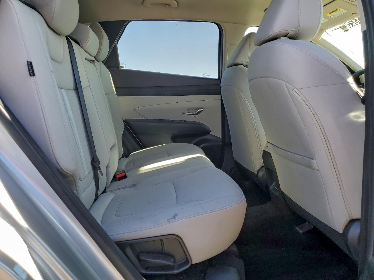 2025 HYUNDAI TUCSON SEL photo 11