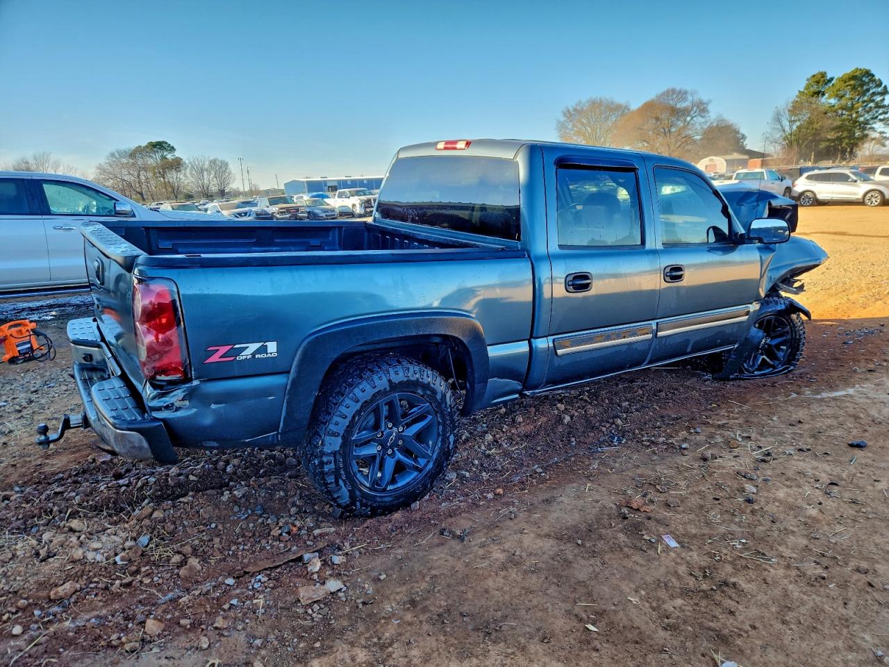 2006 CHEVROLET SILVERADO K1500 photo 3