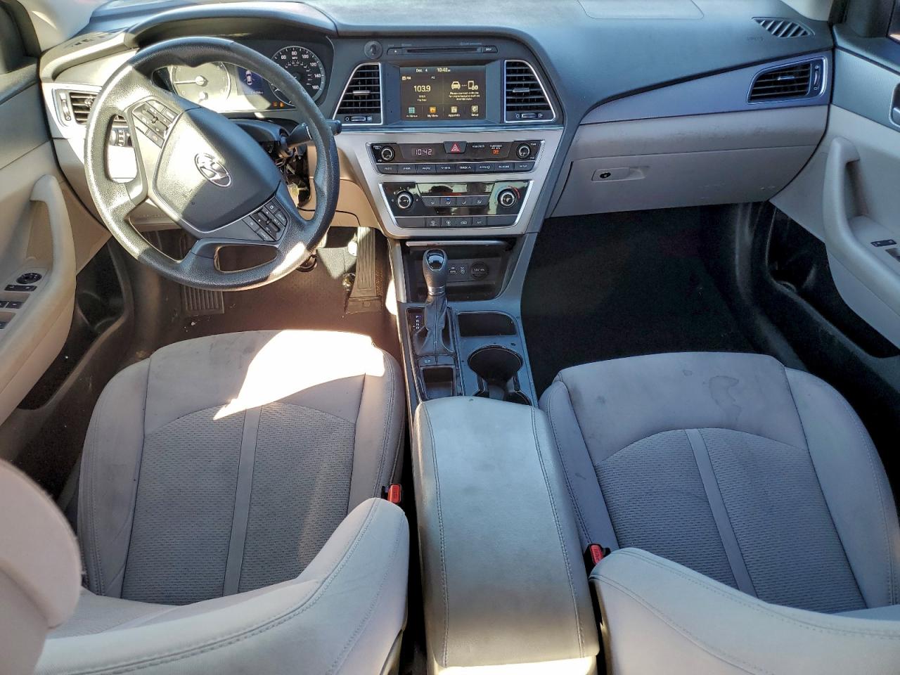 2016 HYUNDAI SONATA SE photo 8