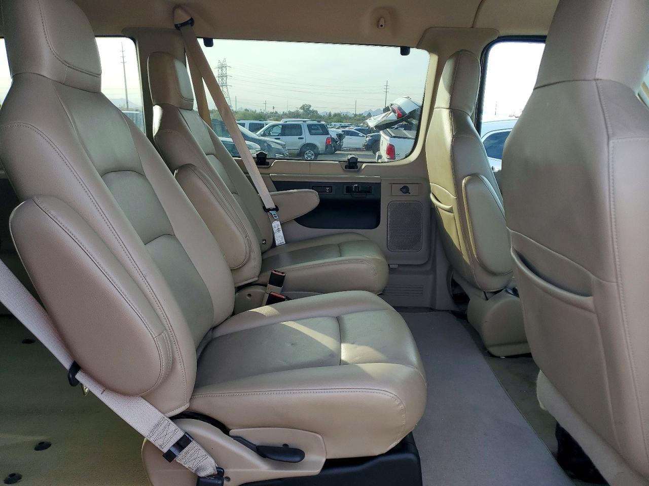 2009 FORD ECONOLINE E150 WAGON photo 11