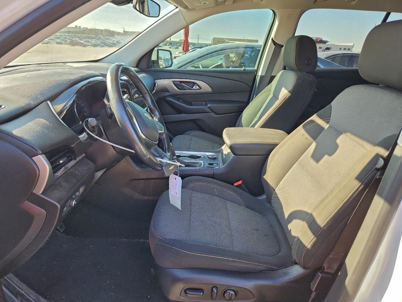 2019 CHEVROLET TRAVERSE LT photo 7
