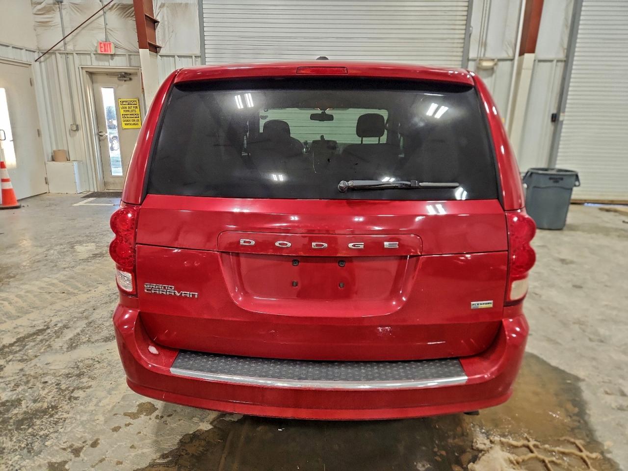 2013 DODGE GRAND CARAVAN SE photo 6