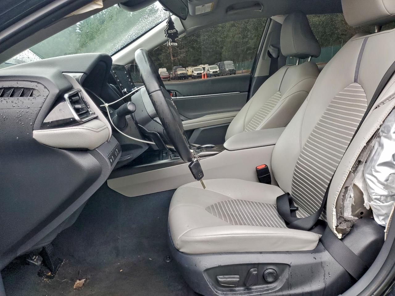 2023 TOYOTA CAMRY SE NIGHT SHADE photo 7