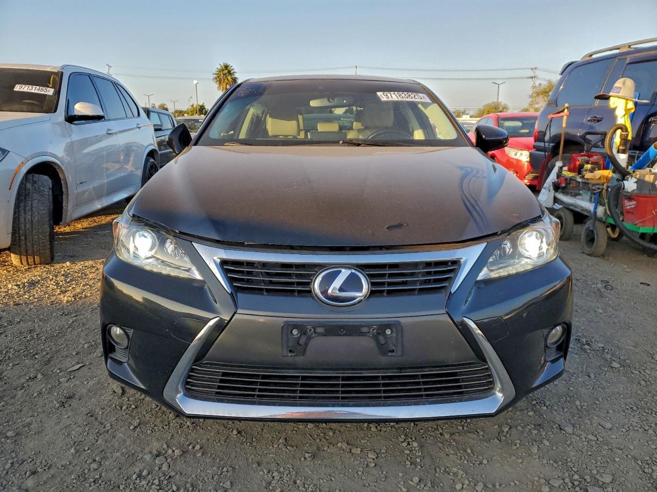 2017 LEXUS CT 200 photo 5