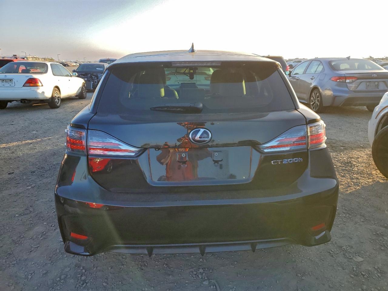 2017 LEXUS CT 200 photo 6
