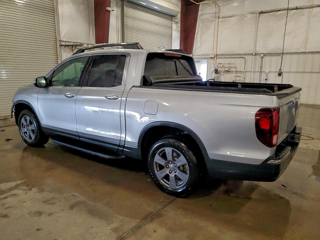 2020 HONDA RIDGELINE RTL photo 2