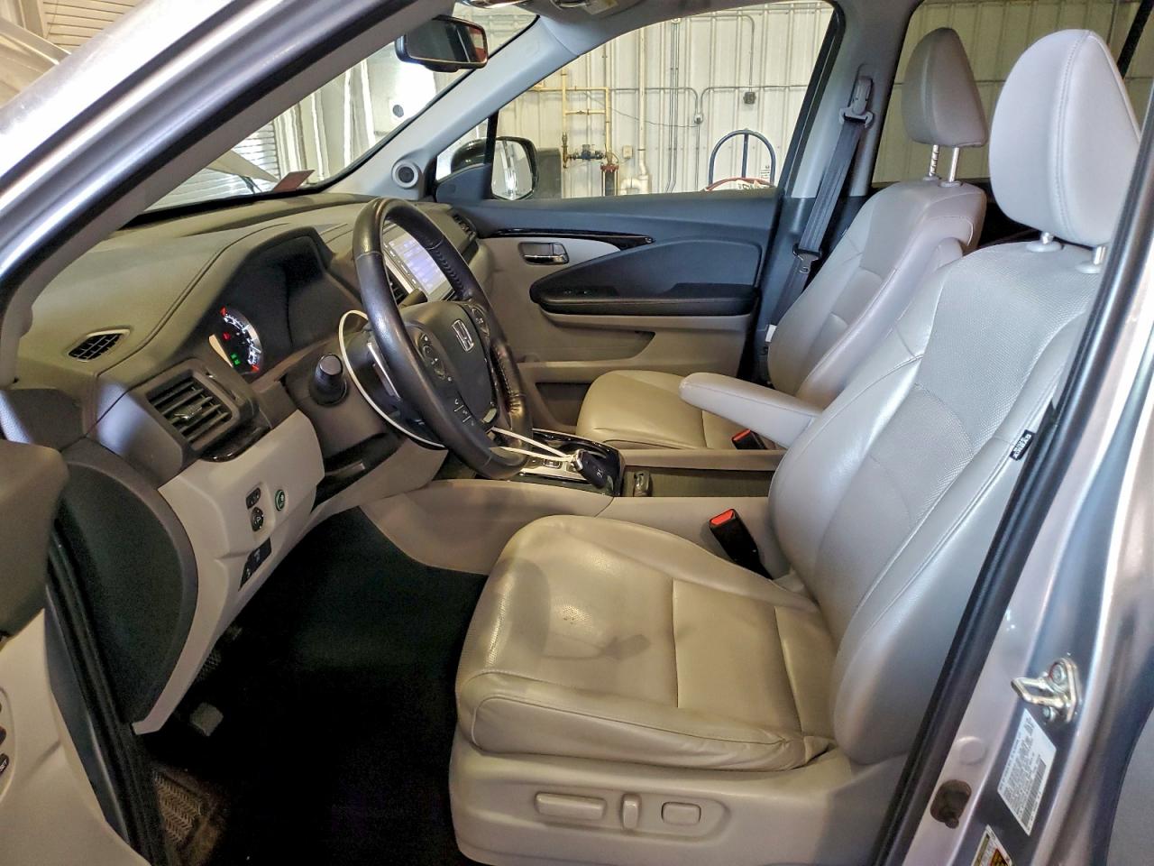 2020 HONDA RIDGELINE RTL photo 7