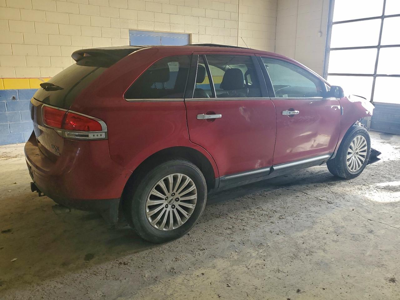 2013 LINCOLN TOWNHOUSE MKX photo 5