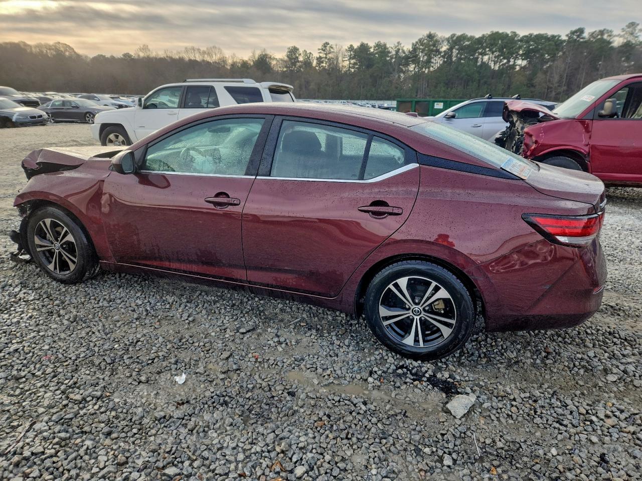 2022 NISSAN SENTRA SV photo 2