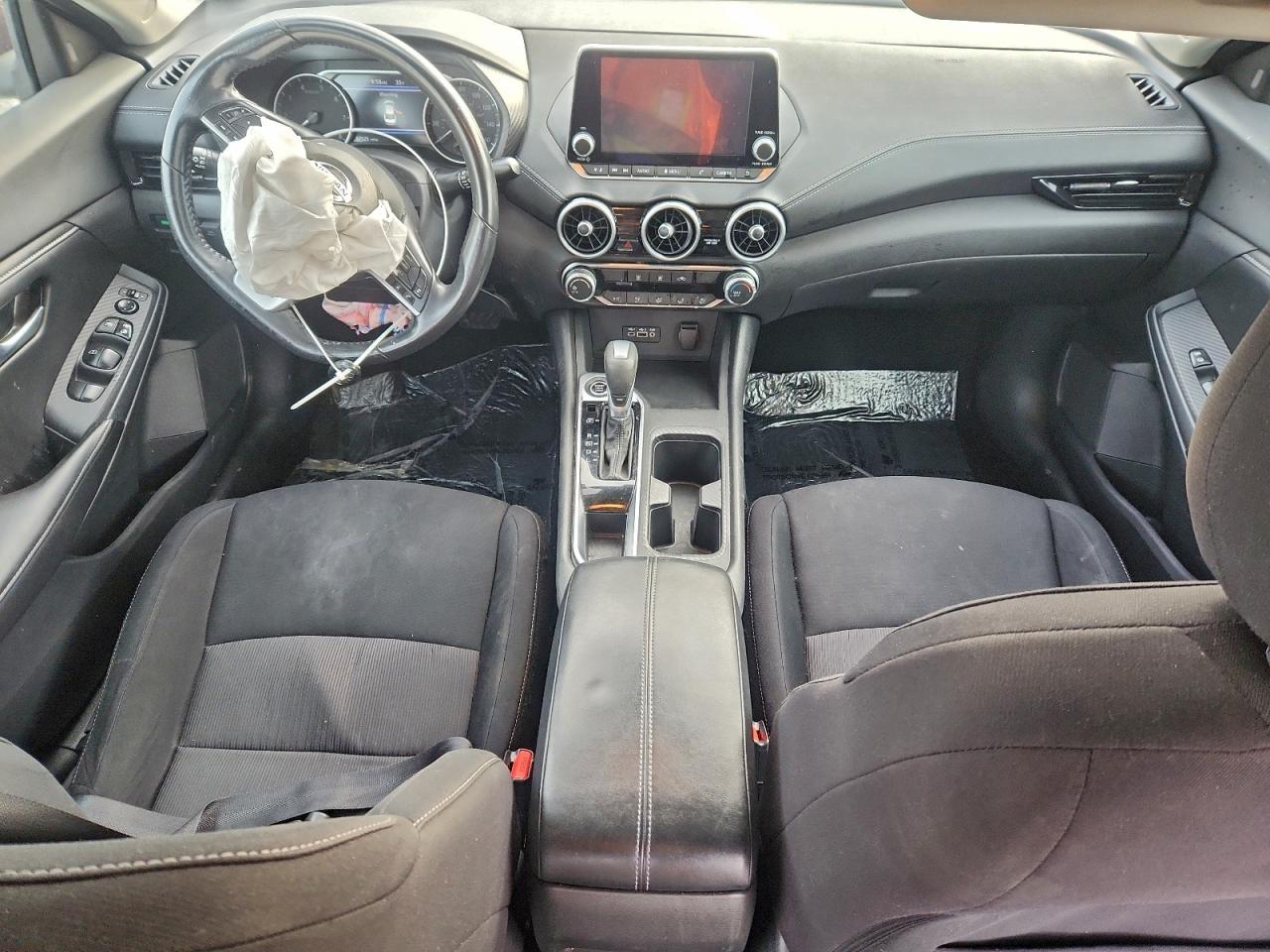 2022 NISSAN SENTRA SV photo 8