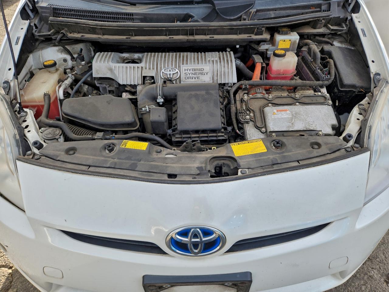 2010 TOYOTA PRIUS photo 11