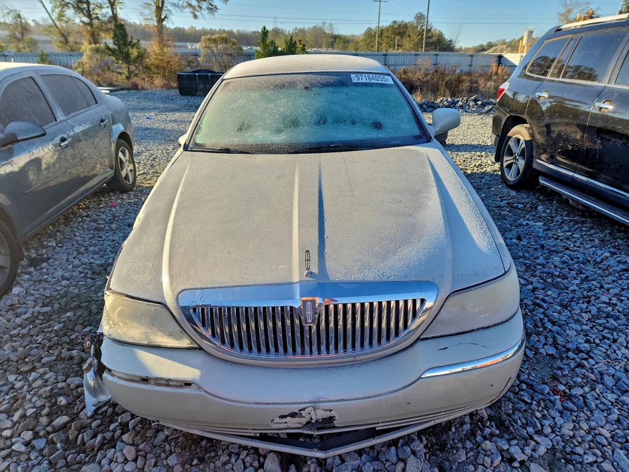 2007 LINCOLN TOWN CAR SIGNATURE LIMITED photo 5