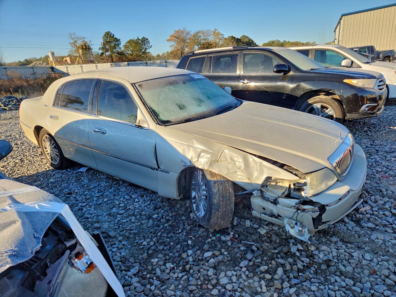 2007 LINCOLN TOWN CAR SIGNATURE LIMITED photo 4