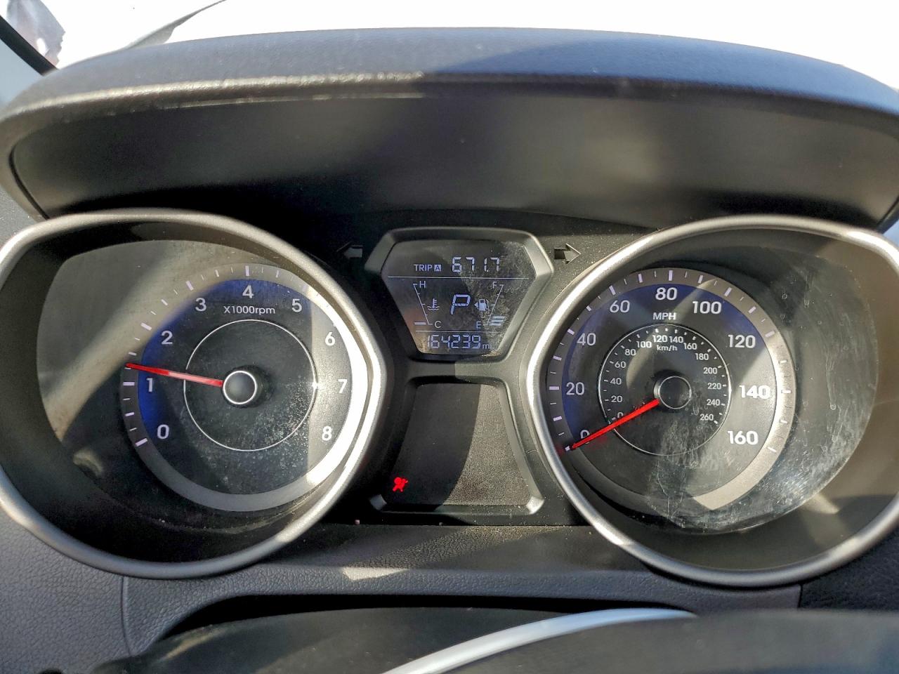 2014 HYUNDAI ELANTRA SE photo 9