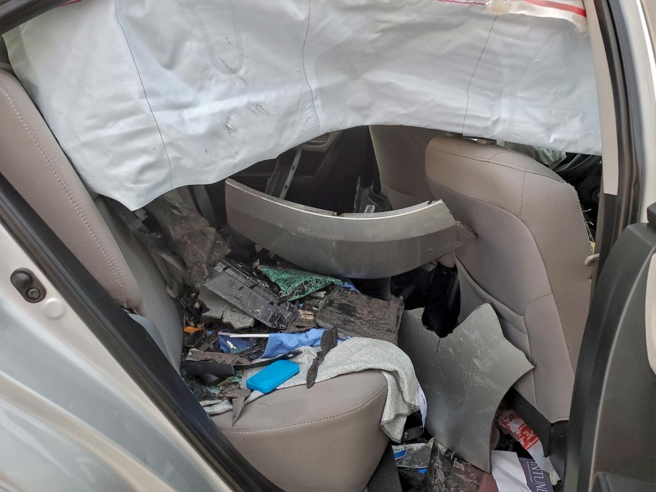 2016 TOYOTA COROLLA L photo 10