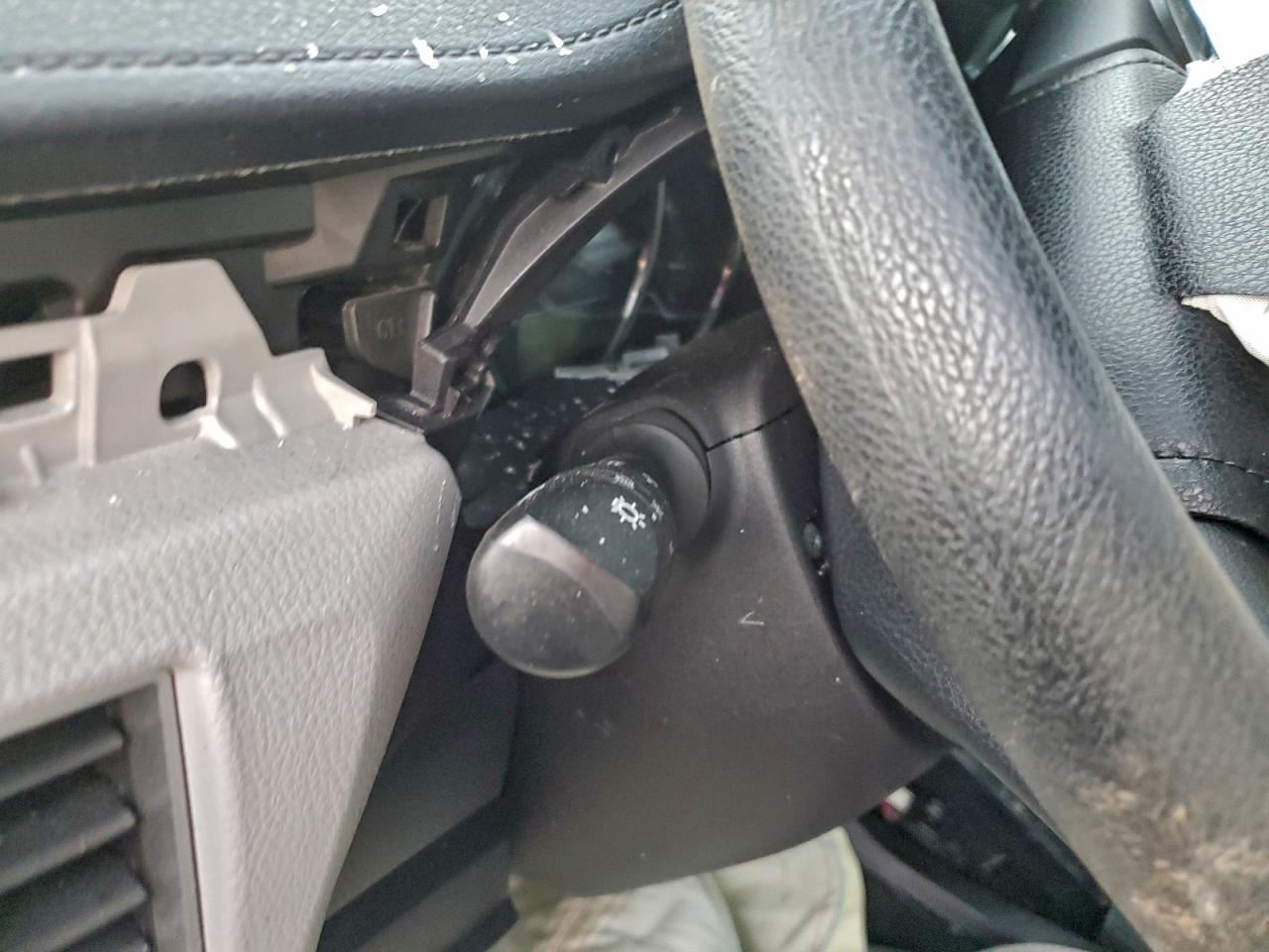 2016 TOYOTA COROLLA L photo 9