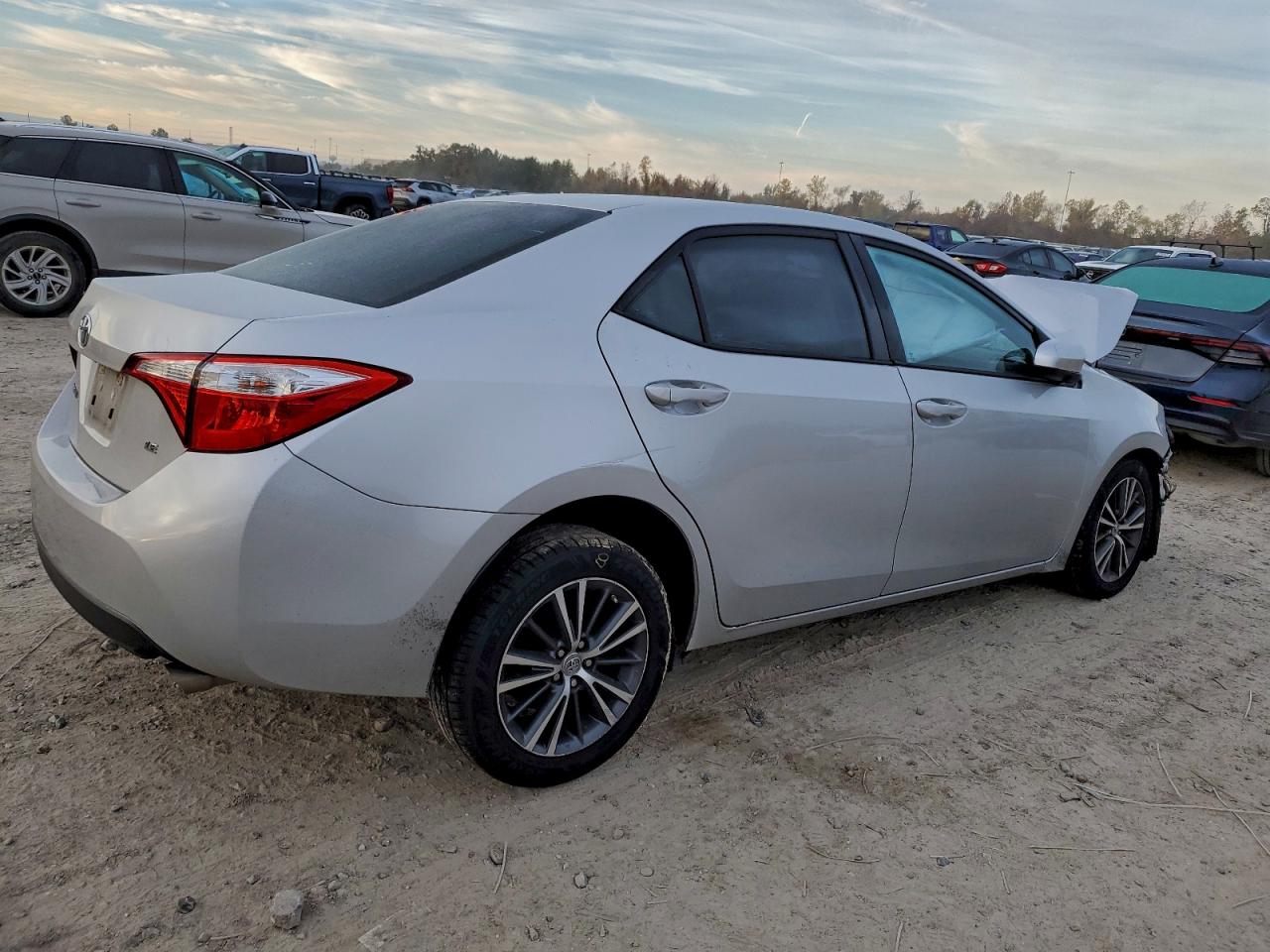 2016 TOYOTA COROLLA L photo 3