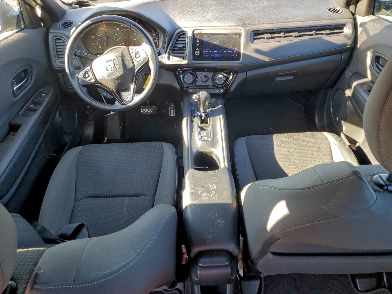 2019 HONDA HR-V SPORT photo 8