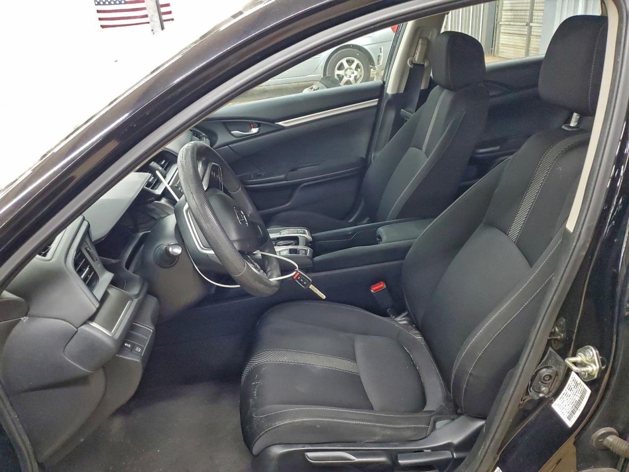 2017 HONDA CIVIC LX photo 7
