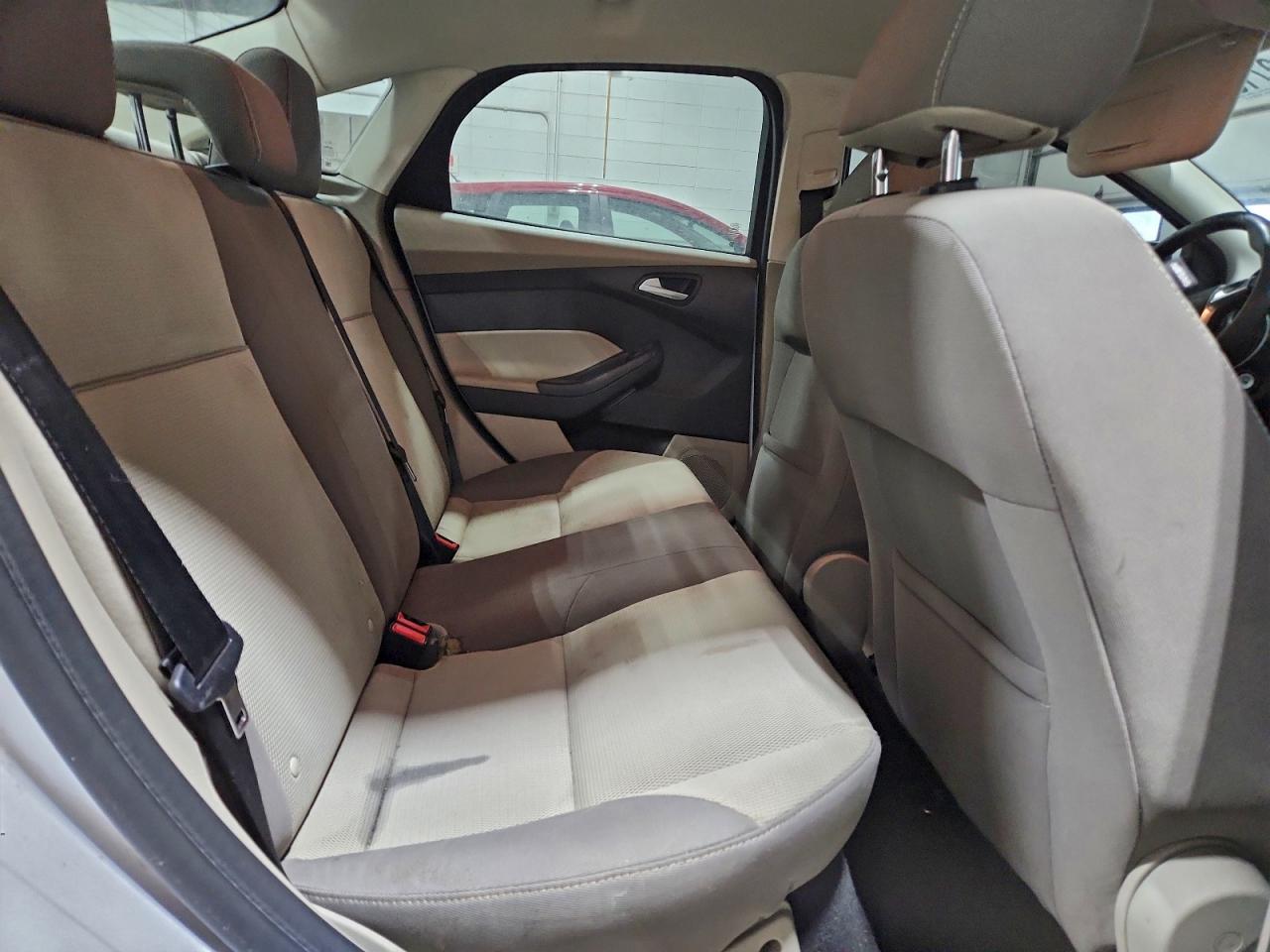 2013 FORD FOCUS SE photo 10