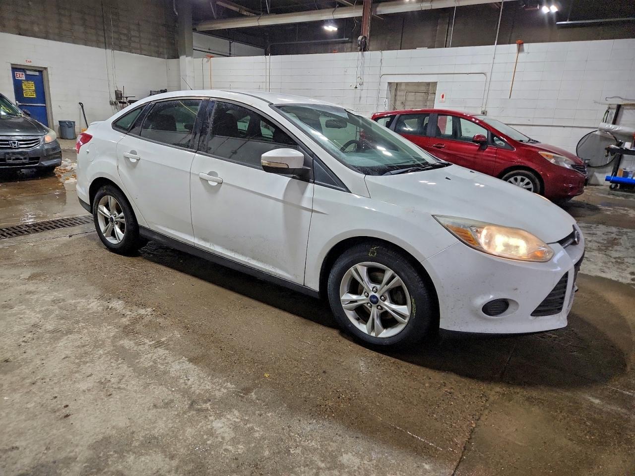 2013 FORD FOCUS SE photo 4